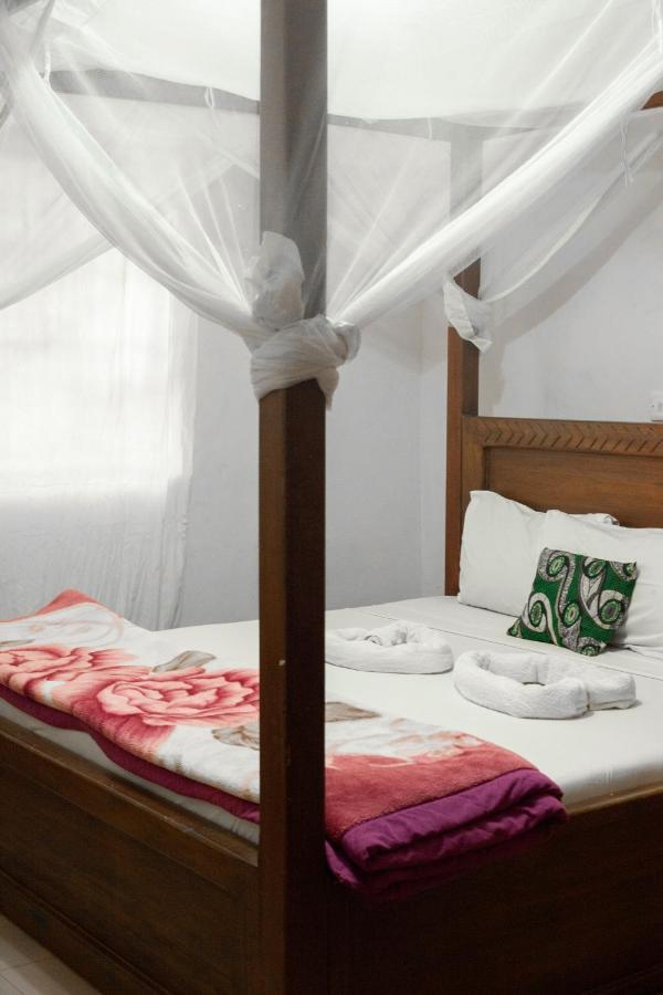 The Secret Garden Hotel Moshi Luaran gambar