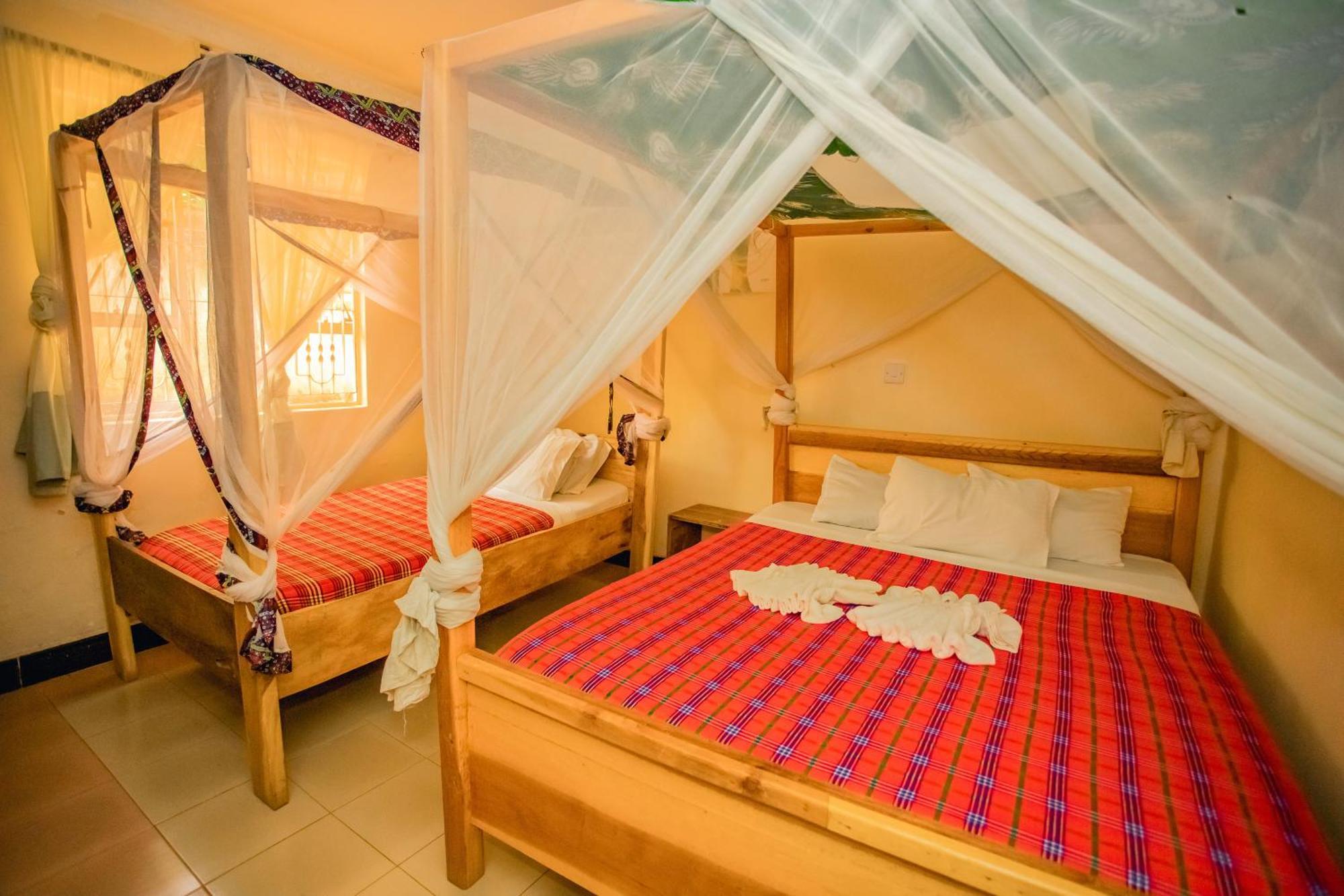 The Secret Garden Hotel Moshi Luaran gambar